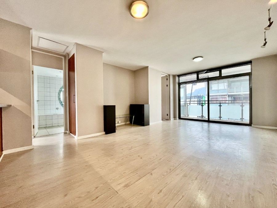 2 Bedroom Property for Sale in Claremont Upper Western Cape